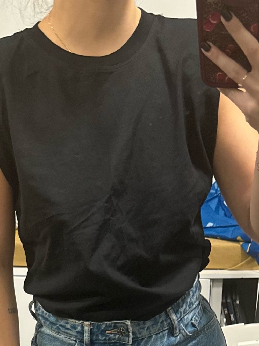 Black Sleeveless Tee